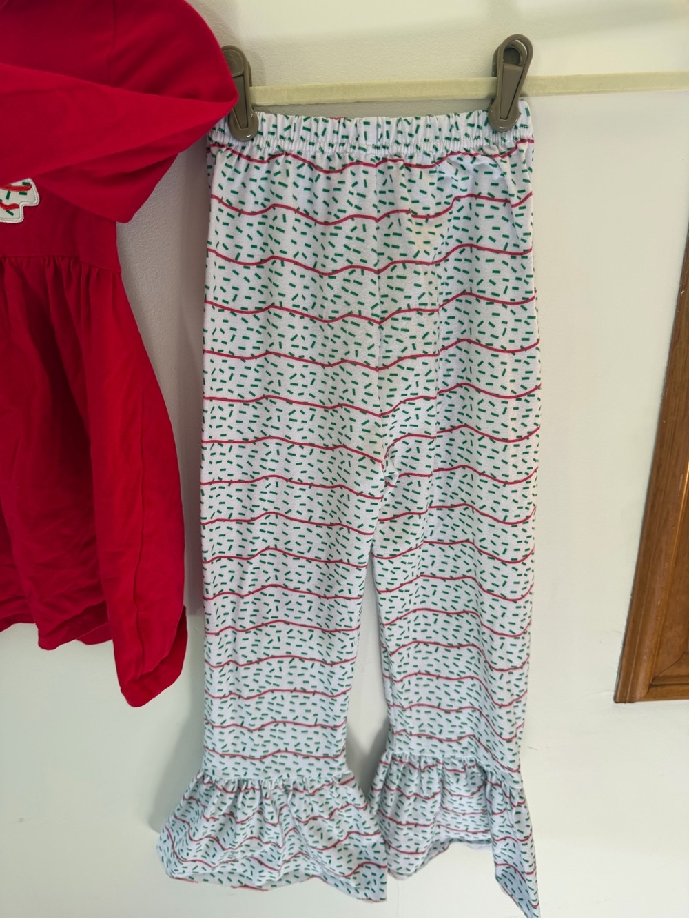 Girls Red Holiday Tree Tunic & Ruffle matching outfit set - Picture 3 of 9